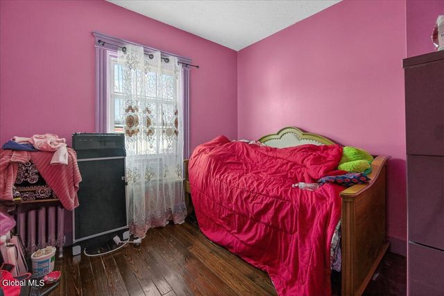 118 Linden Street, Schenectady, NY 12304