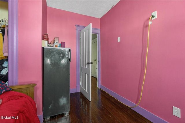 118 Linden Street, Schenectady, NY 12304