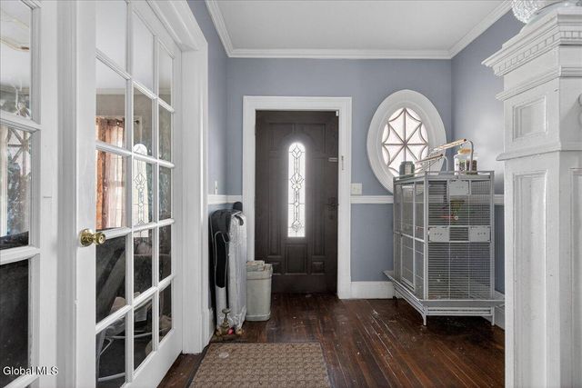 118 Linden Street, Schenectady, NY 12304