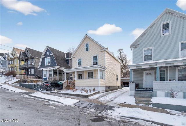 118 Linden Street, Schenectady, NY 12304