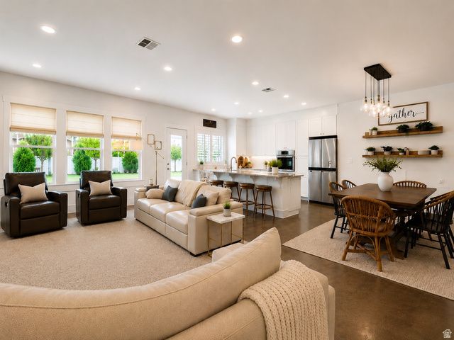 283 S BUFFALO RANCH RD, Farmington, UT 84025