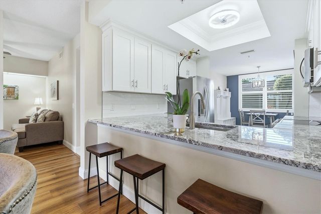 5221 MAHOGANY RUN AVENUE 215, Sarasota, FL 34241