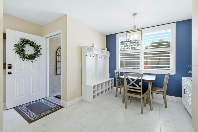 5221 MAHOGANY RUN AVENUE 215, Sarasota, FL 34241