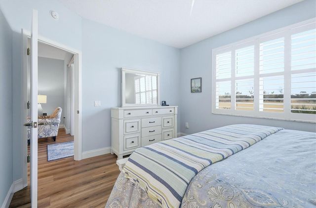 5221 MAHOGANY RUN AVENUE 215, Sarasota, FL 34241