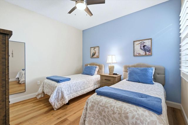 5221 MAHOGANY RUN AVENUE 215, Sarasota, FL 34241