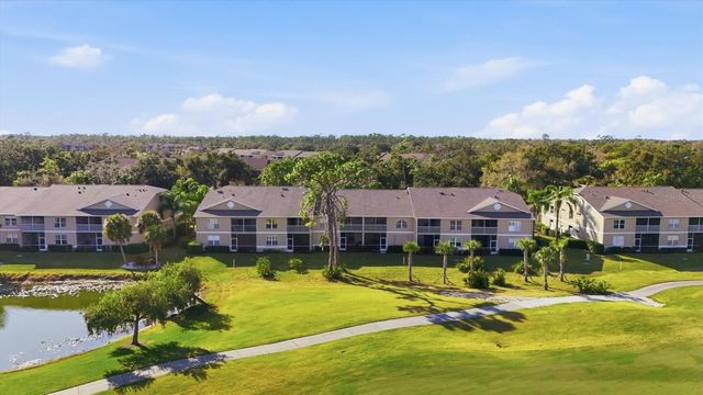 5221 MAHOGANY RUN AVENUE 215, Sarasota, FL 34241