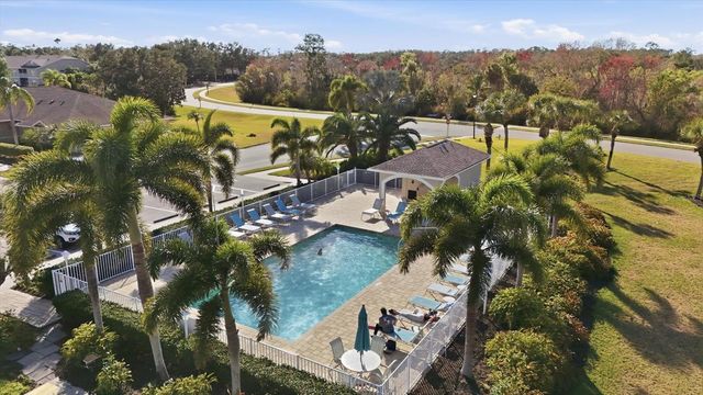 5221 MAHOGANY RUN AVENUE 215, Sarasota, FL 34241