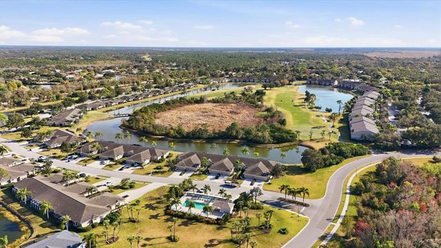 5221 MAHOGANY RUN AVENUE 215, Sarasota, FL 34241