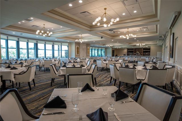 5221 MAHOGANY RUN AVENUE 215, Sarasota, FL 34241