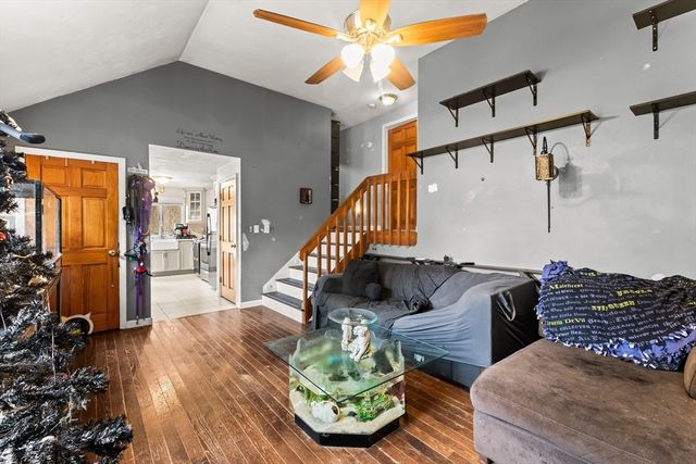 163 Lake Dr, Plymouth, MA 02360