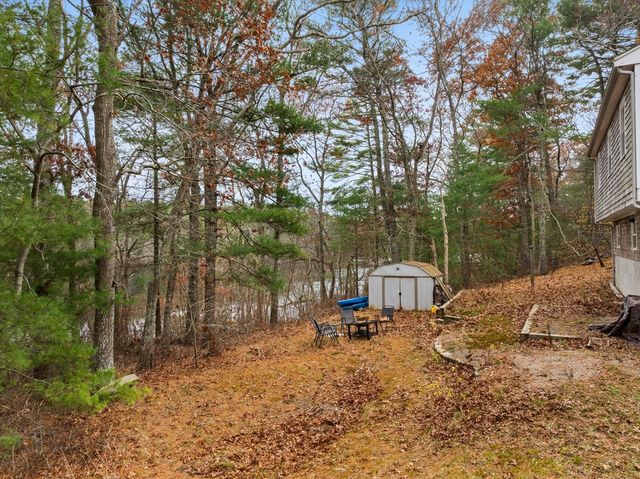 163 Lake Dr, Plymouth, MA 02360