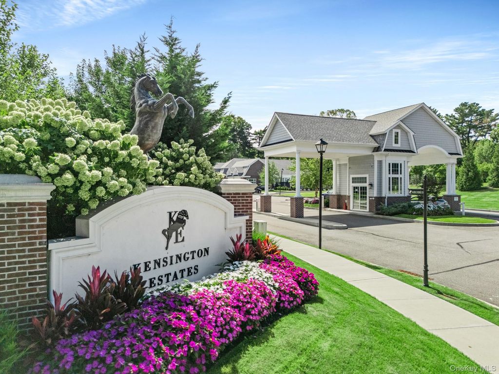 221 Coach Drive, Woodbury, NY 11797 — exterior