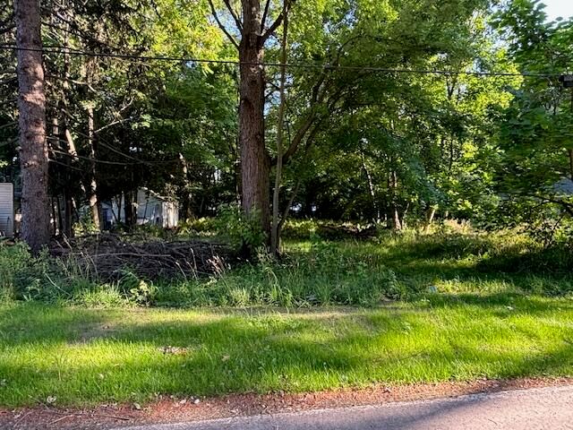 945 Petrie Avenue, Norton Shores City, MI 49441