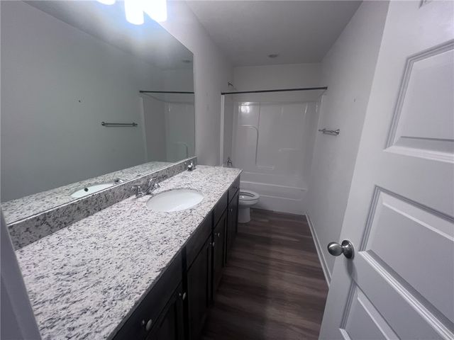 2802 N Teresa Drive A, Siloam Springs, AR 72761