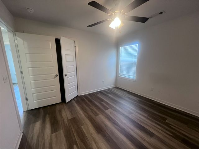 2802 N Teresa Drive A, Siloam Springs, AR 72761