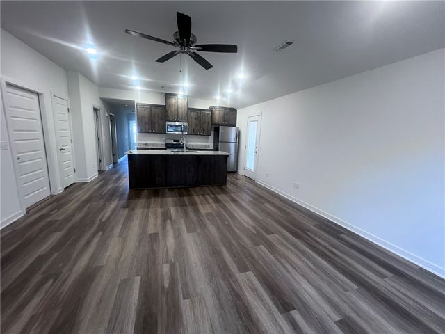 2802 N Teresa Drive A, Siloam Springs, AR 72761