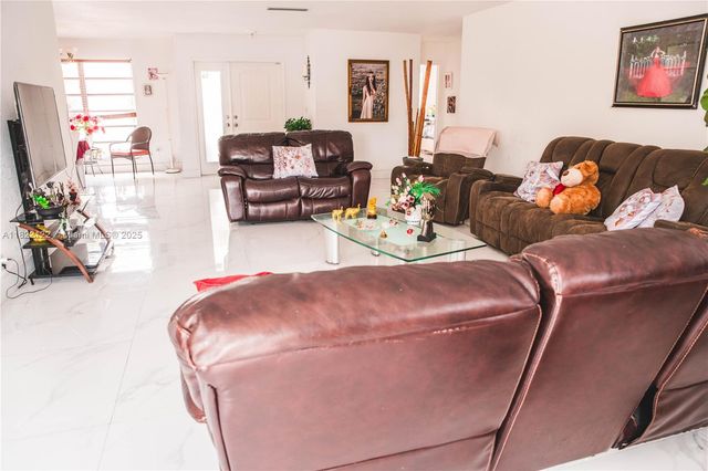 10770 SW 172nd St, Miami, FL 33157