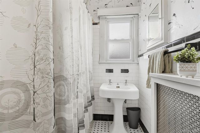 1641 Hone Avenue, Bronx, NY 10461