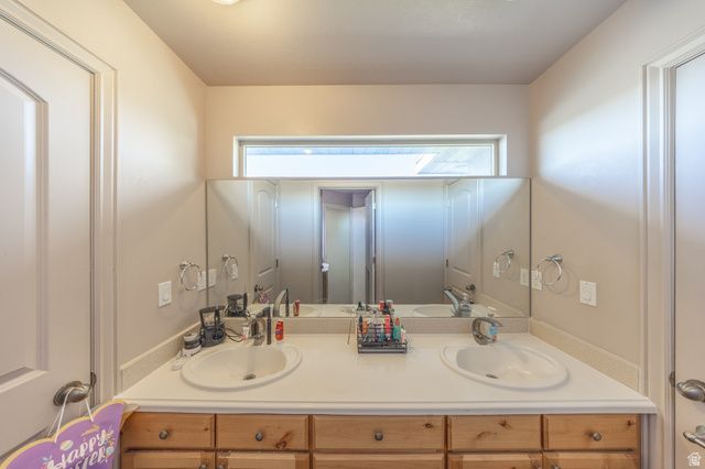 3413 W 4350 ST, West Haven, UT 84401