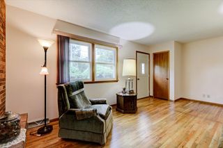 3932 E Douglas Avenue, Des Moines, IA 50317