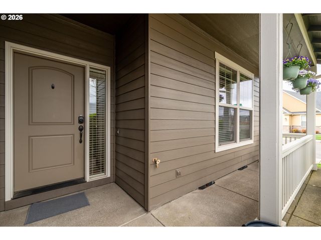 4155 STELLAR Way, Springfield, OR 97478