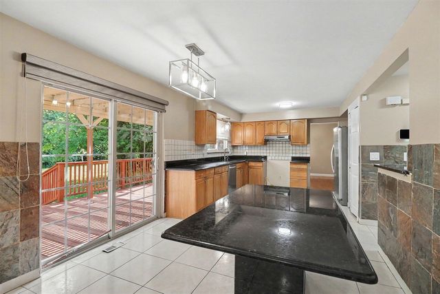 6021 Fairbrook Drive, West Bloomfield, MI 48322