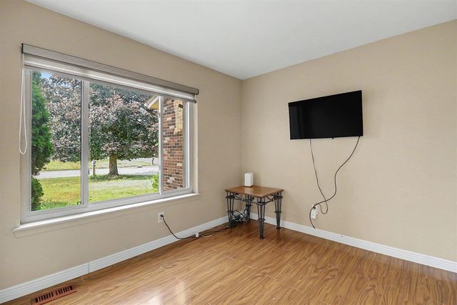6021 Fairbrook Drive, West Bloomfield, MI 48322