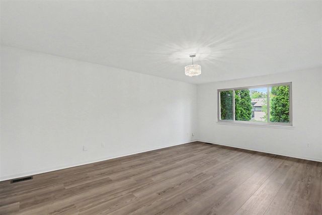 6021 Fairbrook Drive, West Bloomfield, MI 48322