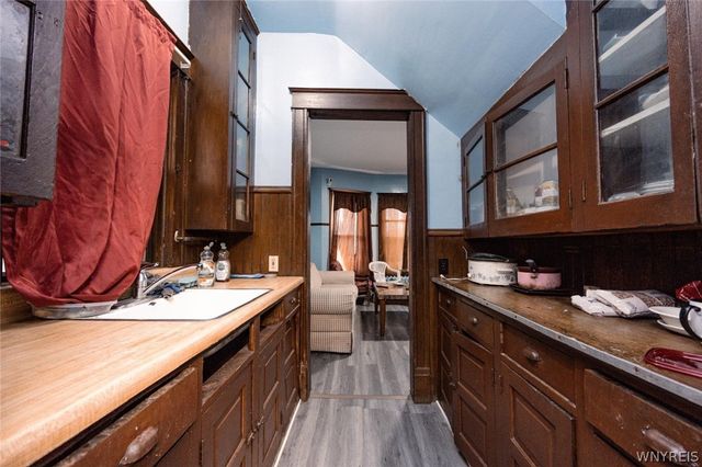 1308 South Avenue, Niagara Falls, NY 14305