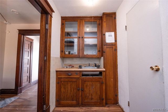 1308 South Avenue, Niagara Falls, NY 14305