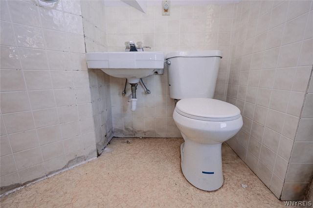 1308 South Avenue, Niagara Falls, NY 14305