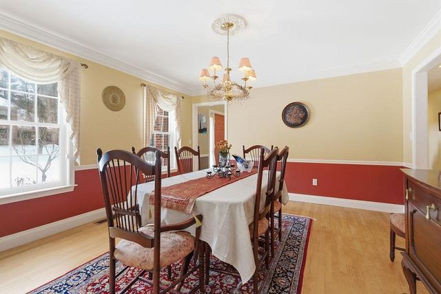 20 Salmon Brook Drive, Nashua, NH 03062