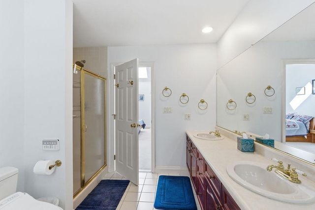 20 Salmon Brook Drive, Nashua, NH 03062