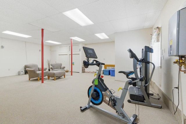 20 Salmon Brook Drive, Nashua, NH 03062