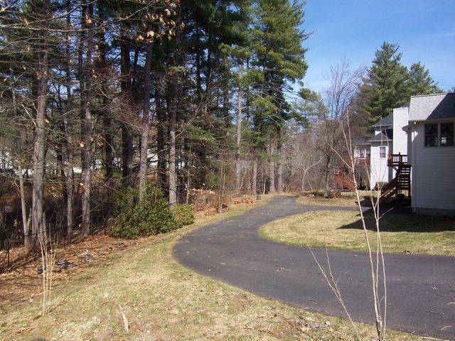 20 Salmon Brook Drive, Nashua, NH 03062