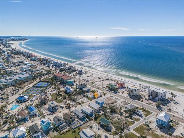 109 Gulfview AVE, Fort Myers Beach, FL 33931