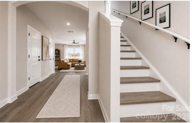 2231 Dardan Woods Drive, Charlotte, NC 28215