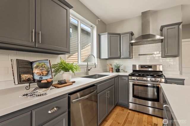 26216 SE 228 AVE Avenue SE, Maple Valley, WA 98038