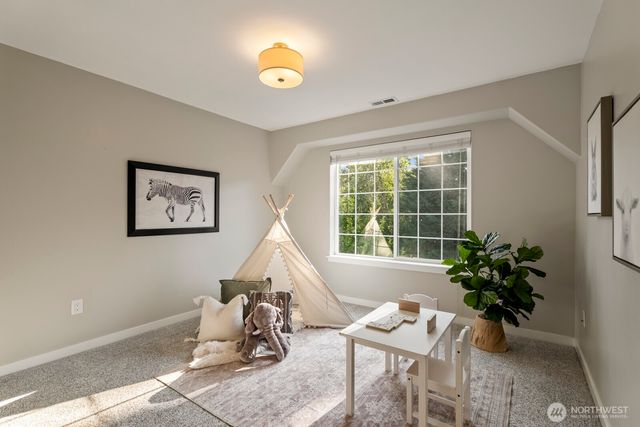 26216 SE 228 AVE Avenue SE, Maple Valley, WA 98038