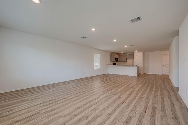18111 Robin Creek Dr, Hockley, TX 77447