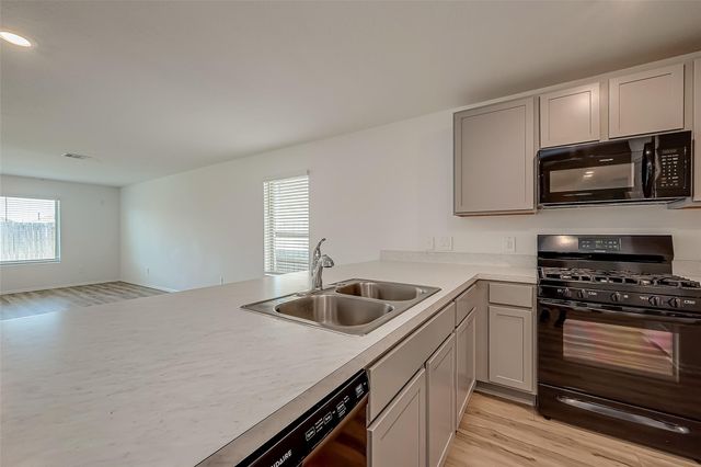 18111 Robin Creek Dr, Hockley, TX 77447