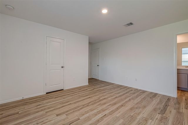 18111 Robin Creek Dr, Hockley, TX 77447
