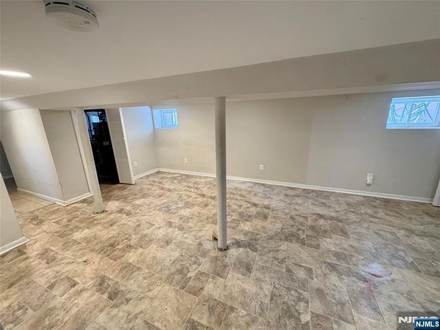 11 Lentz Place, Irvington, NJ 07111