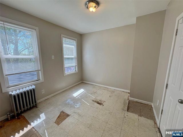 11 Lentz Place, Irvington, NJ 07111