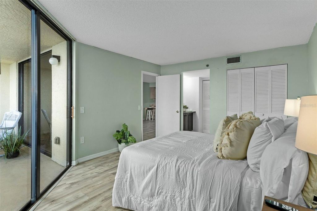 Image 13 of property listing at 5915 SEA RANCH DRIVE 408, Hudson, FL 34667