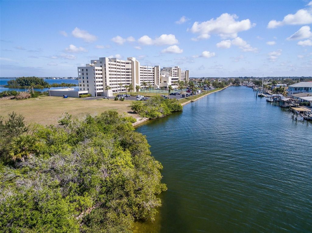 Image 39 of property listing at 5915 SEA RANCH DRIVE 408, Hudson, FL 34667