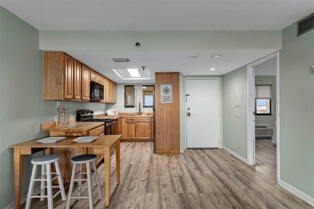 Image 6 of property listing at 5915 SEA RANCH DRIVE 408, Hudson, FL 34667