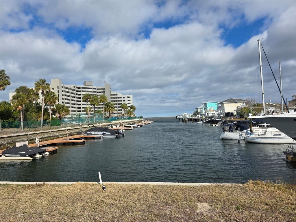 Image 63 of property listing at 5915 SEA RANCH DRIVE 408, Hudson, FL 34667