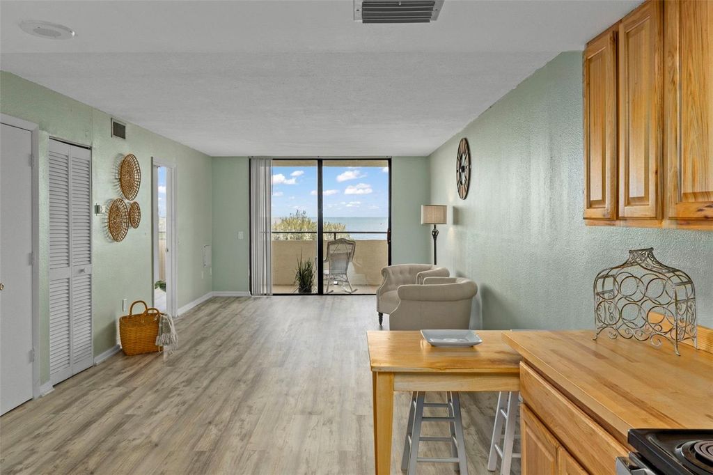 Image 8 of property listing at 5915 SEA RANCH DRIVE 408, Hudson, FL 34667