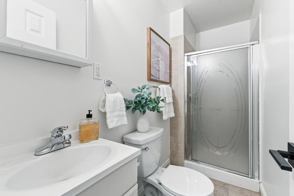 Image 40 of property listing at Address unavailable.